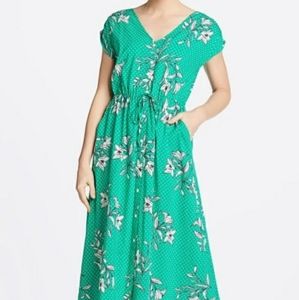 NWT Draper James V Neck Green Dress
